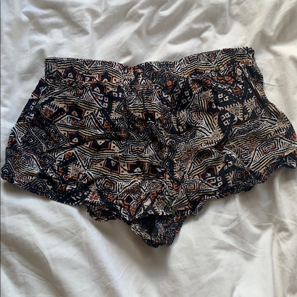 short - Picture 2 of 3